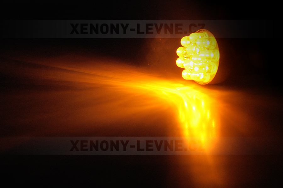 Oranžová LED žárovka s paticí BA15S, jednopólová 21W, 12LED, 1ks