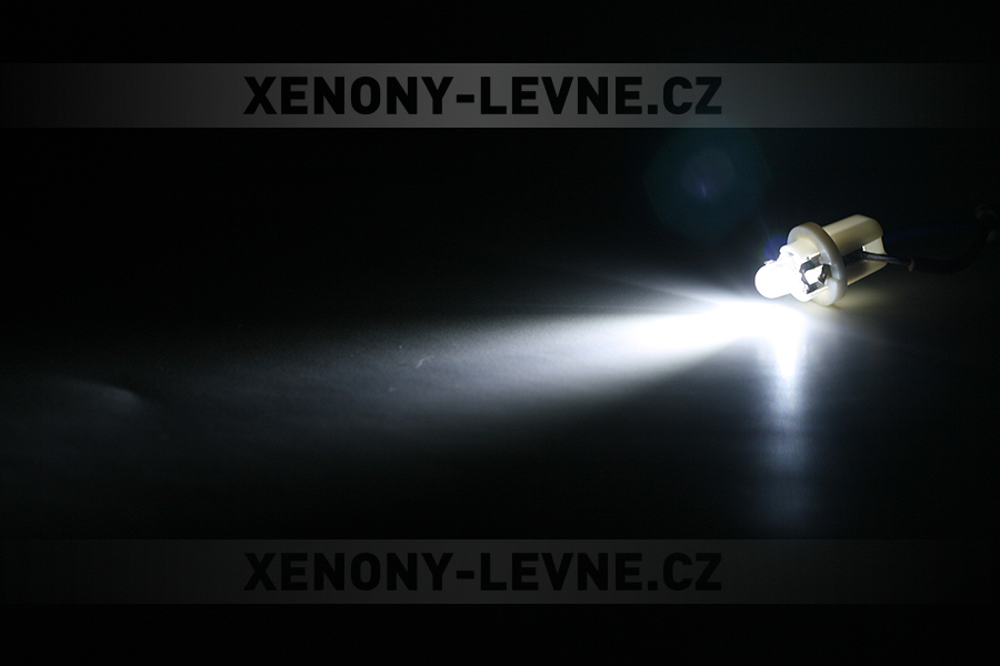 Sada LED žárovek do palubní desky, bílá barva, patice B8,5D