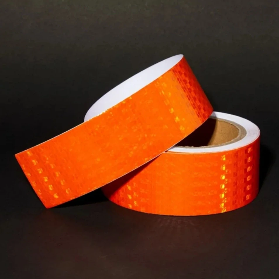 Reflexní samolepící páska 25m, tmavě oranžová