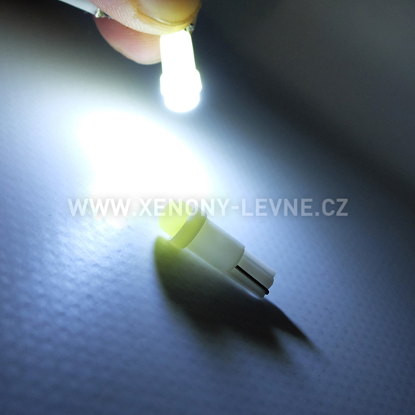 LED žárovky 12V - osvětlení přístrojové desky, bílá, T5/12V/1,2W, sada 2ks