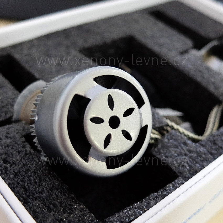 VÝPRODEJ - C6 LED HEADLIGHT H7 6000K 36W/3800LM 12V